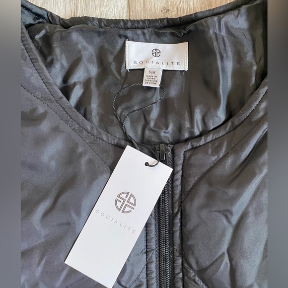 Socialite Black Vest size s/m new with Tags - Picture 7 of 7